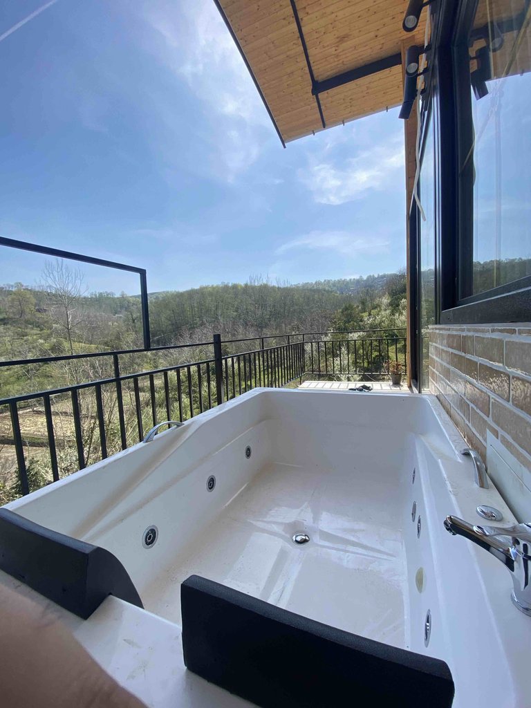 کلبه دوخوابه جنگلی لالا - انتخاب عنوان تصویر