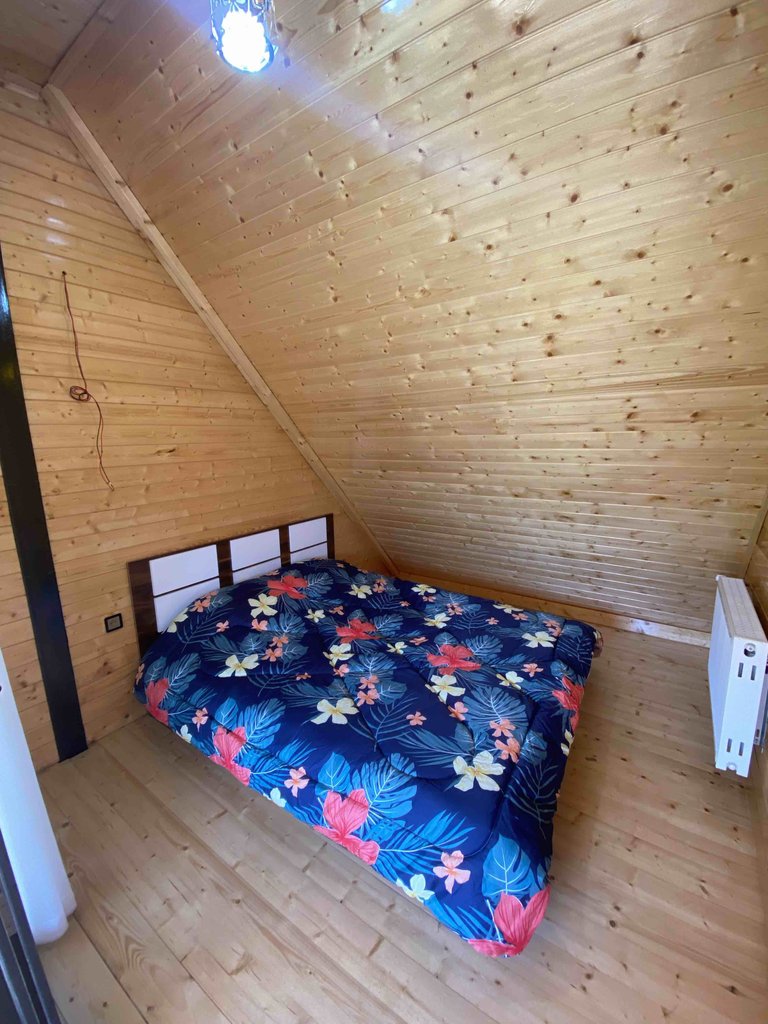 کلبه دوخوابه جنگلی لالا - انتخاب عنوان تصویر