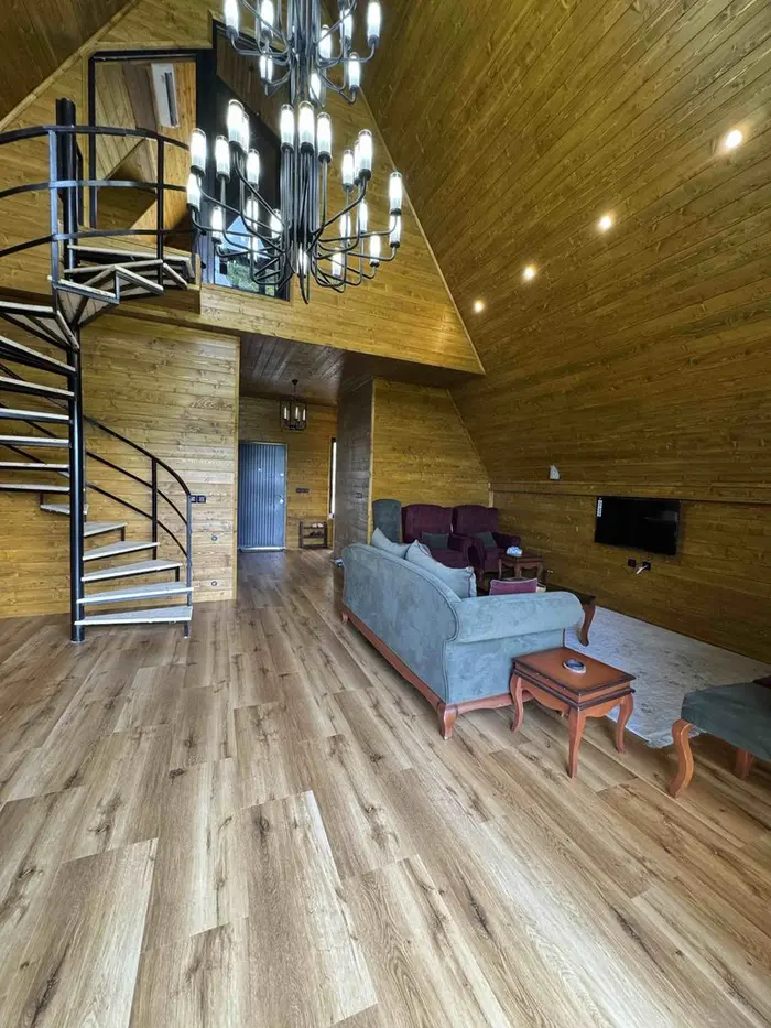 کلبه دوخوابه جنگلی فیروزه - سالن پذیرایی