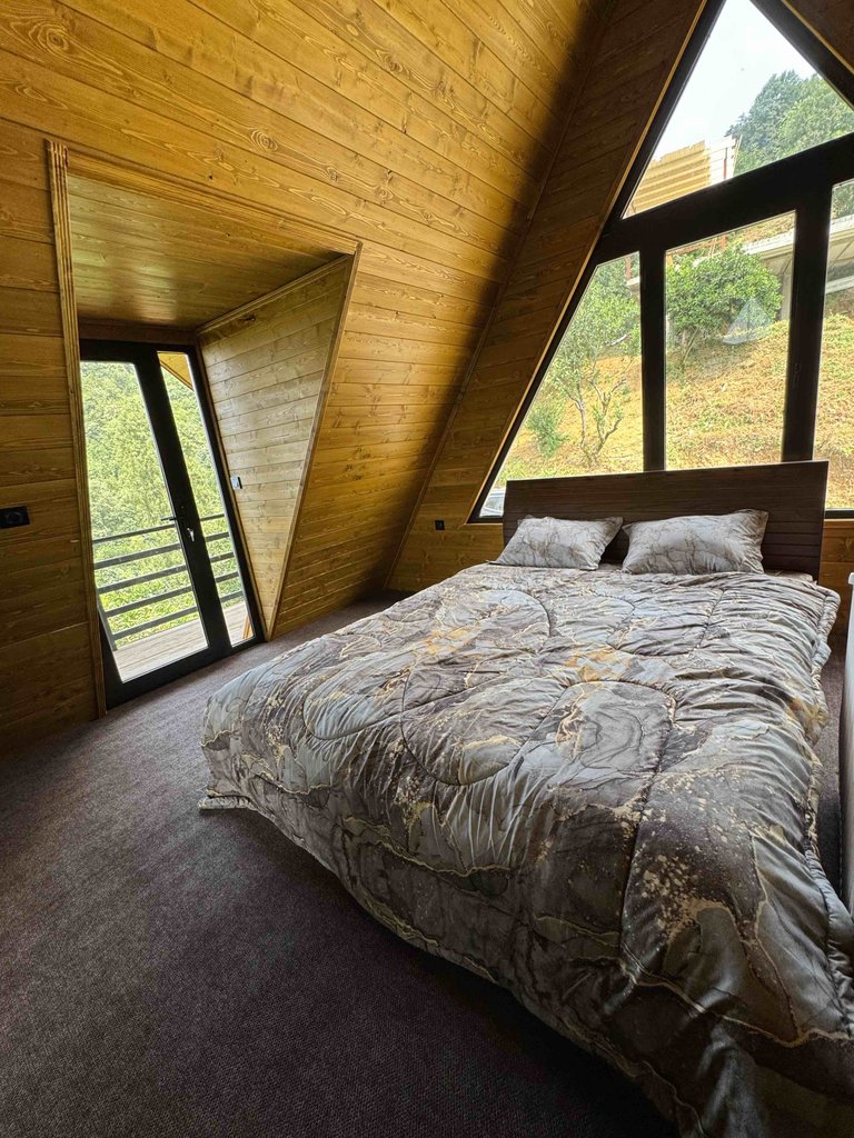 کلبه دوخوابه جنگلی فیروزه