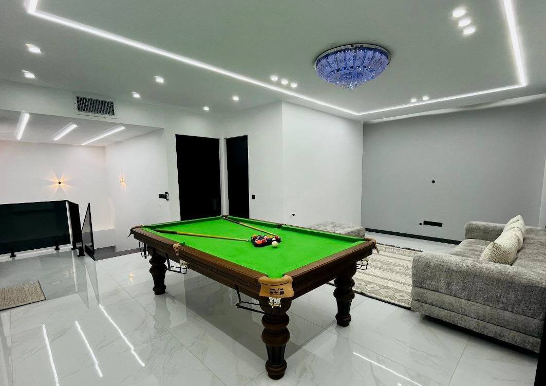 ویلا دوخوابه دوبلکس استخردار آبگرم زارع ۲