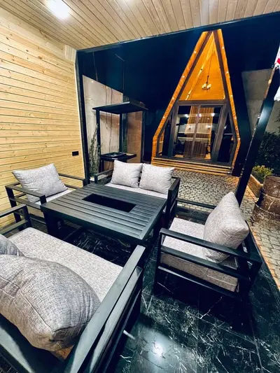 کلبه دوخوابه استخردار آبگرم سوئیسی زارع