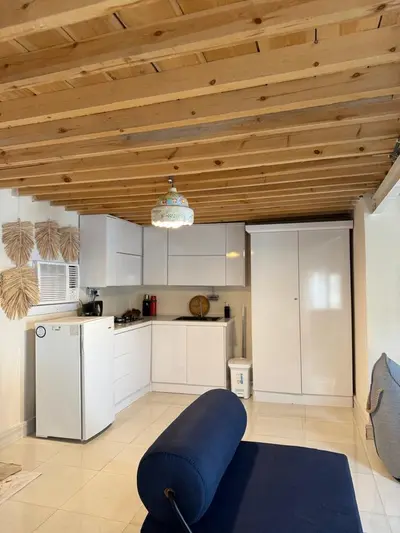 سوئیت یک خوابه پاستل