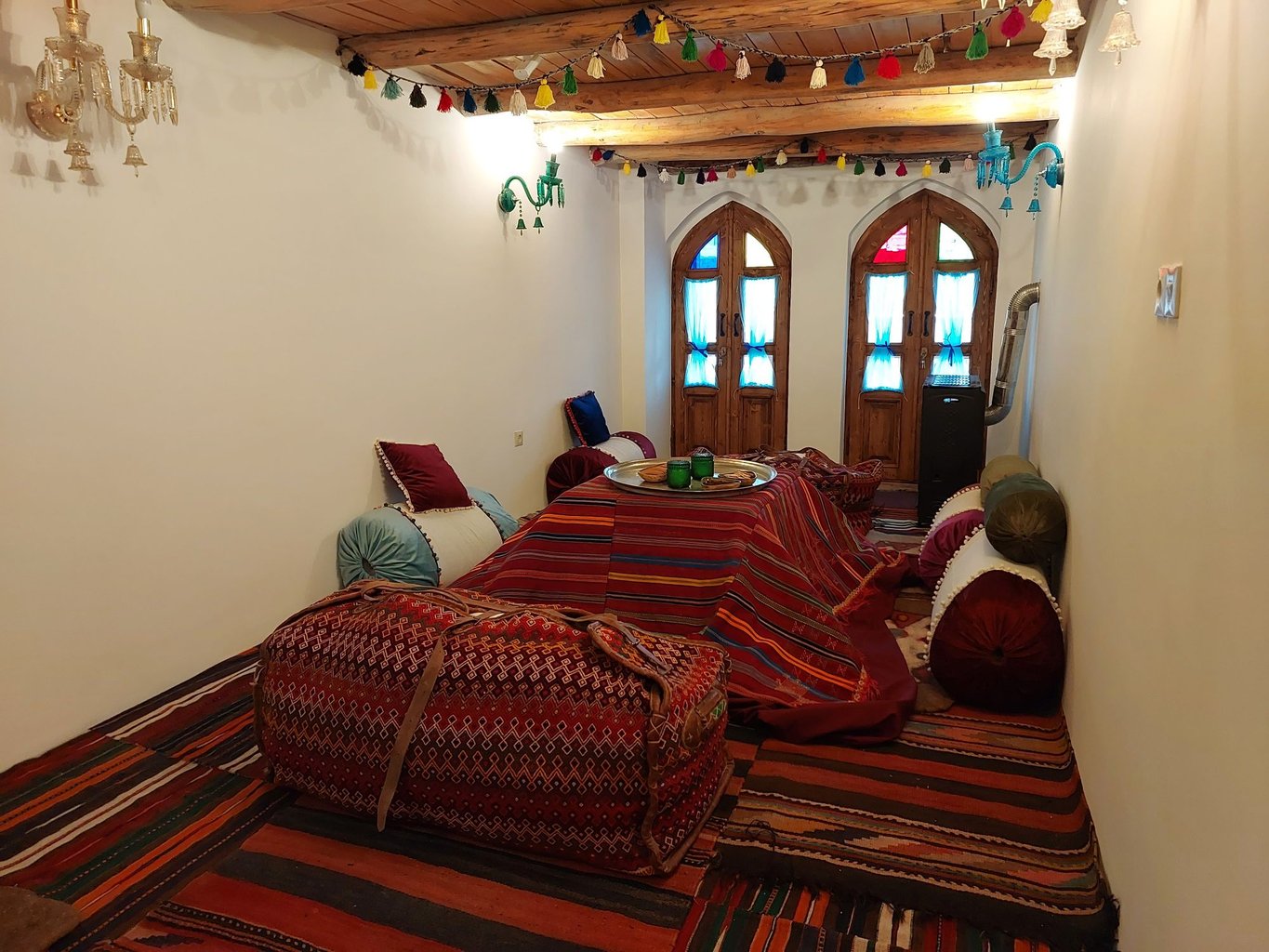 بوم گردی خاکویی - واحد ساغر