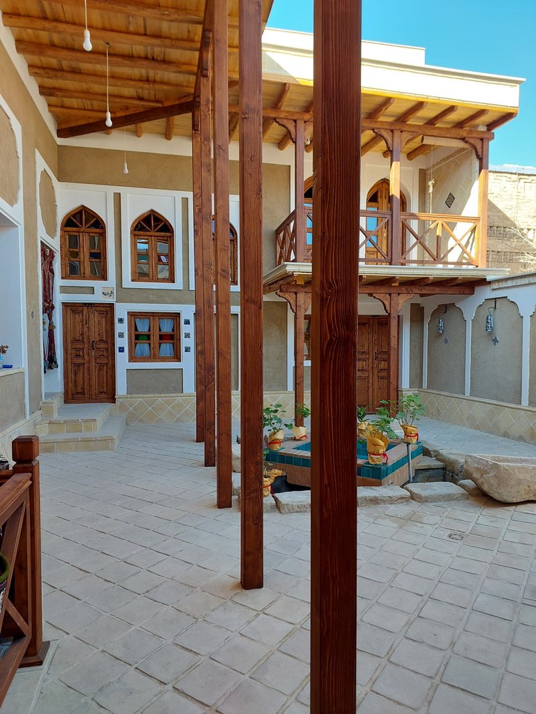 خاکویی - واحد فرشته