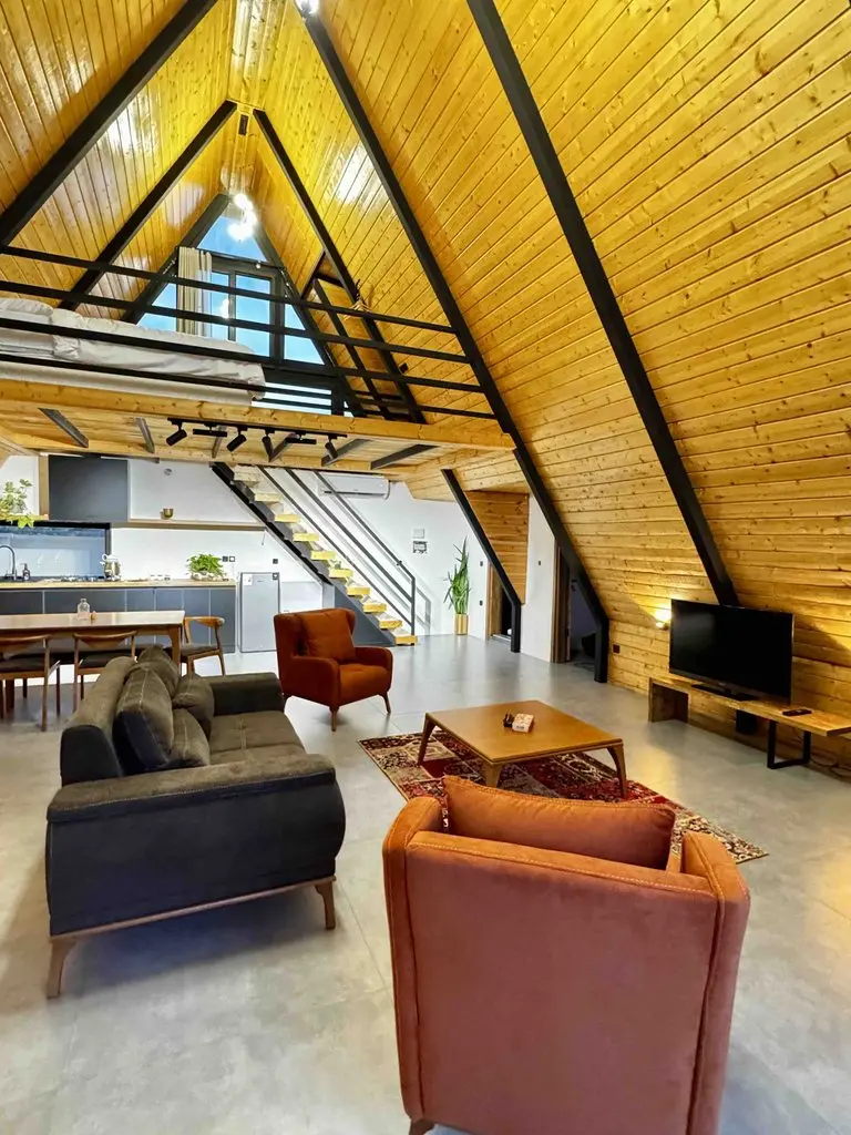 کلبه دوخوابه سوئیسی وَلَش - انتخاب عنوان تصویر