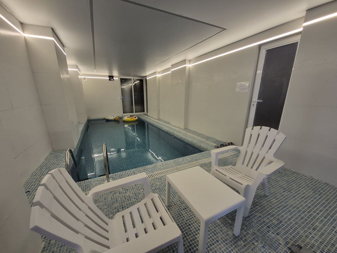 ویلا سه خوابه دوبلکس استخردار آبگرم