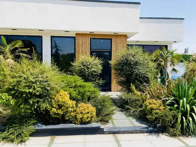 ویلا دوخوابه استخردار آبگرم بامبو ۱۰0