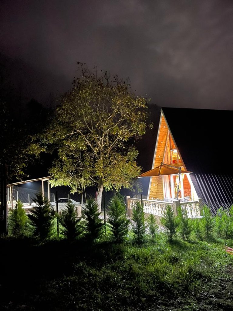 دوخوابه سوئیسی آمور