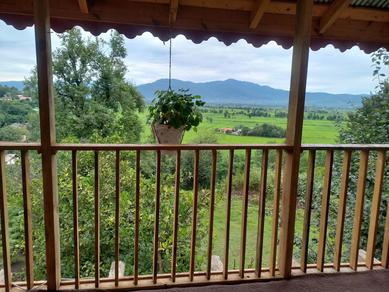 ویلا دوخوابه جنگلی بهادر