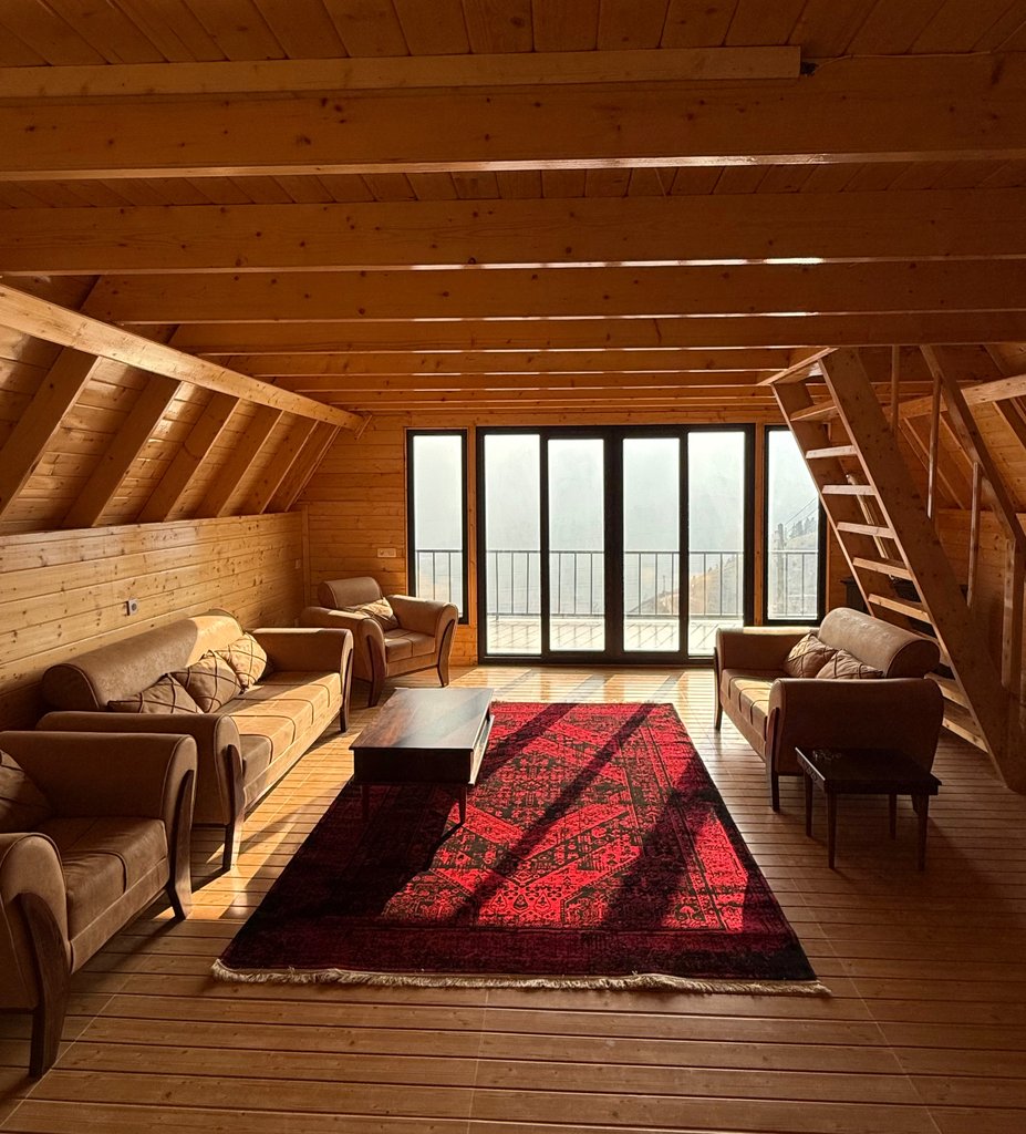 کلبه یک خوابه سوئیسی میاه