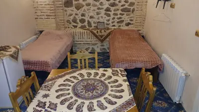 کاروانسرا شاه عباسی بلاباد - واحد دوتخته ۳