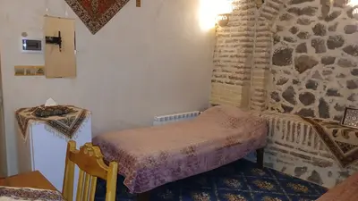 کاروانسرا شاه عباسی بلاباد - واحد دوتخته 2