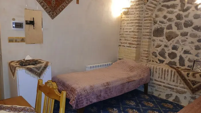 کاروانسرا شاه عباسی بلاباد - واحد دوتخته 2