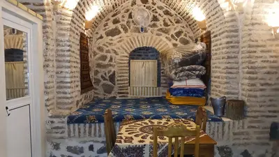 کاروانسرا شاه عباسی بلاباد - واحد دوتخته ۳