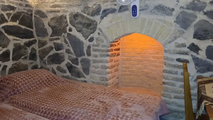 کاروانسرا شاه عباسی بلاباد - واحد دوتخته 1