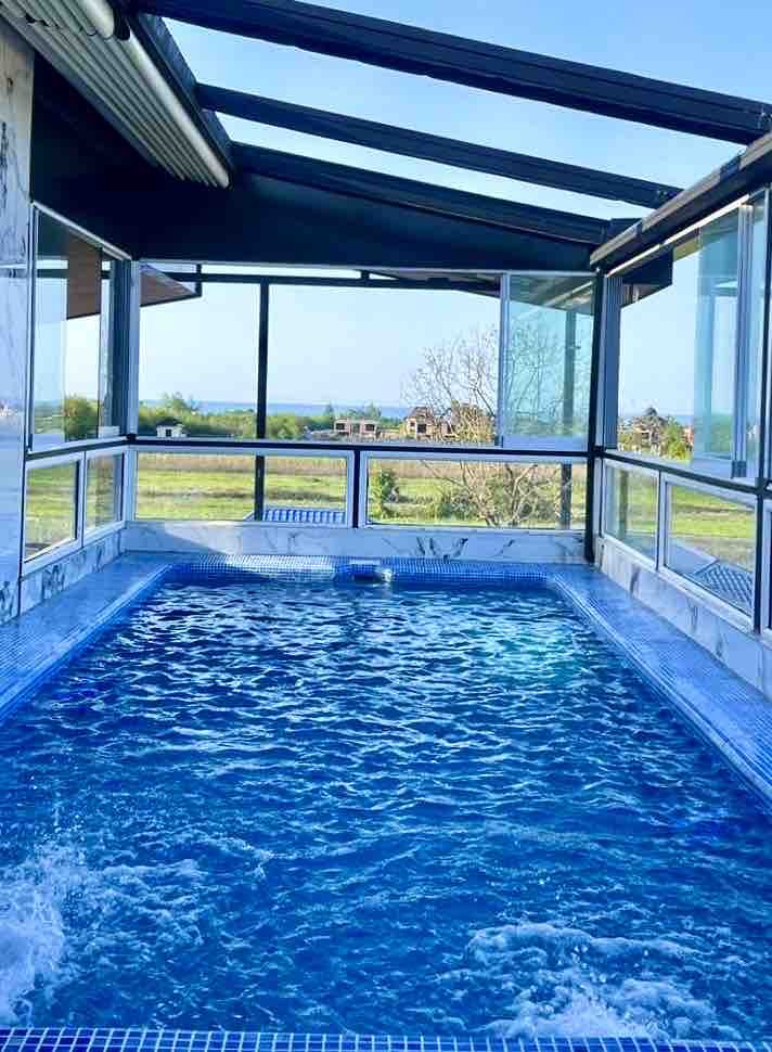 ویلا چهارخوابه تریبلکس استخردار آبگرم باغ بهشت - انتخاب عنوان تصویر