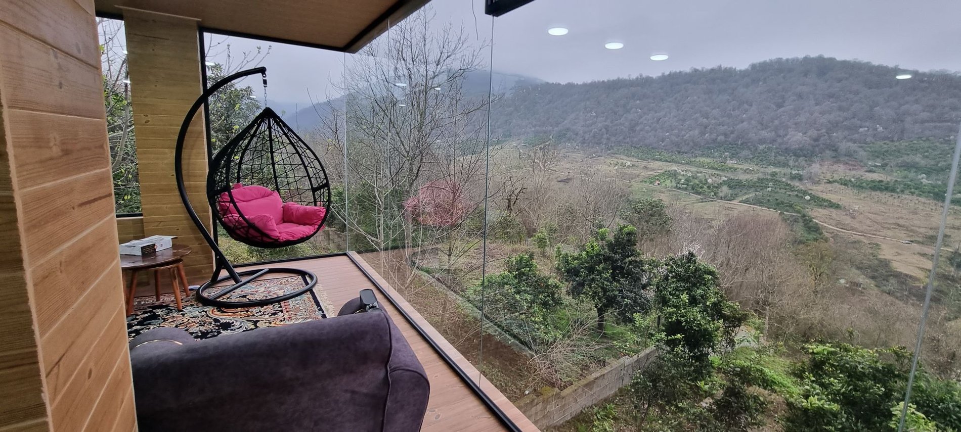 دوخوابه جنگلی جکوزی دار تیکیش