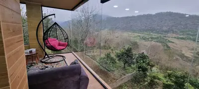 کلبه دوخوابه جنگلی جکوزی دار تیکیش