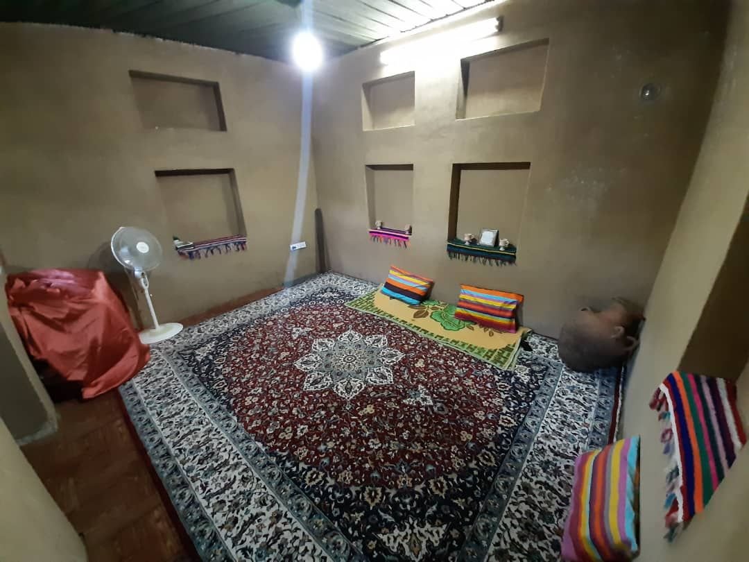 کلبه سه خوابه جنگلی سیتکا