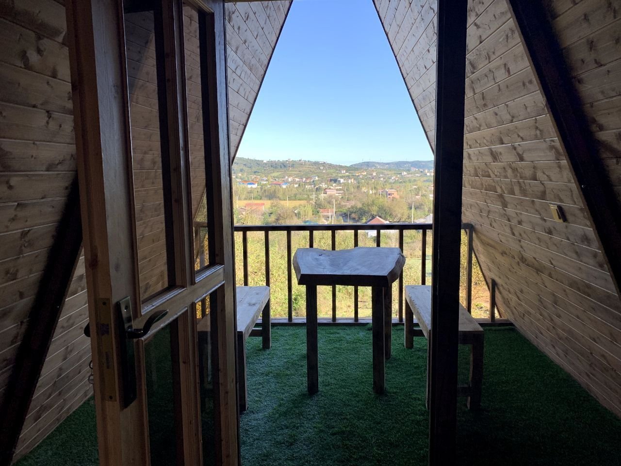 یک خوابه سوییسی مزرعه