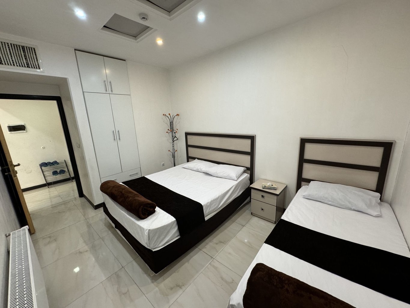 نادر - واحد ۲۰۱