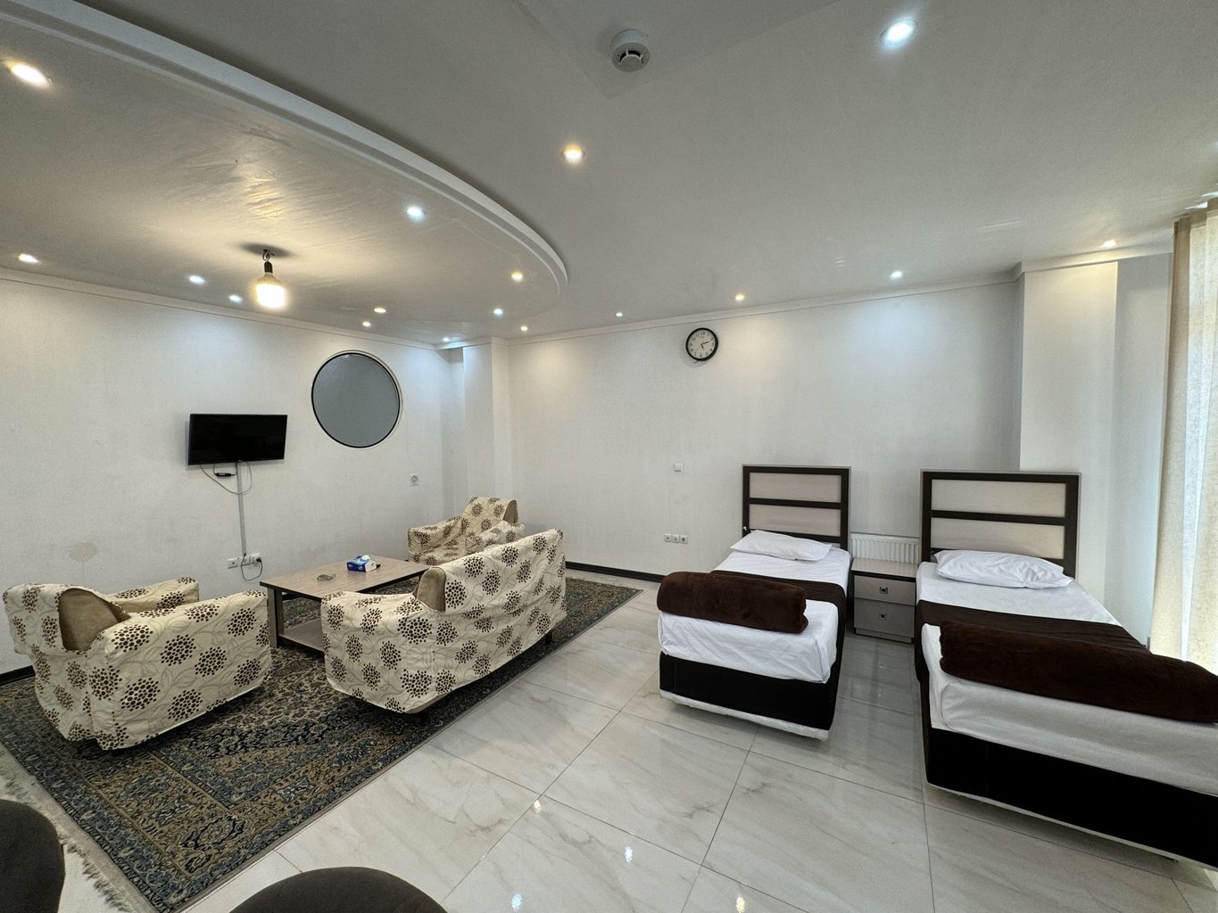 نادر - واحد ۲۰۱