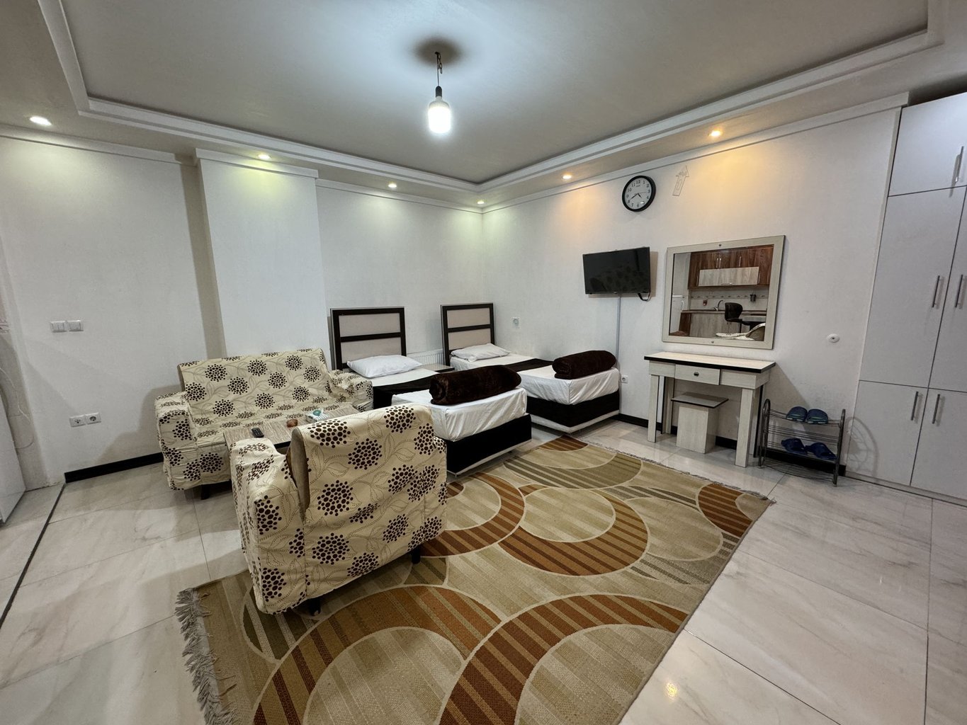 نادر - واحد ۲۰۲