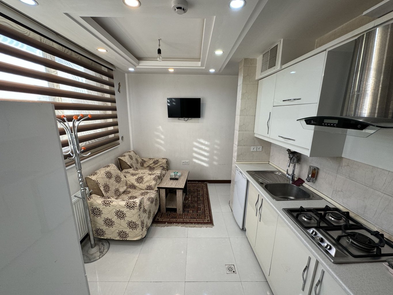 آپارتمان نادر - واحد ۱15