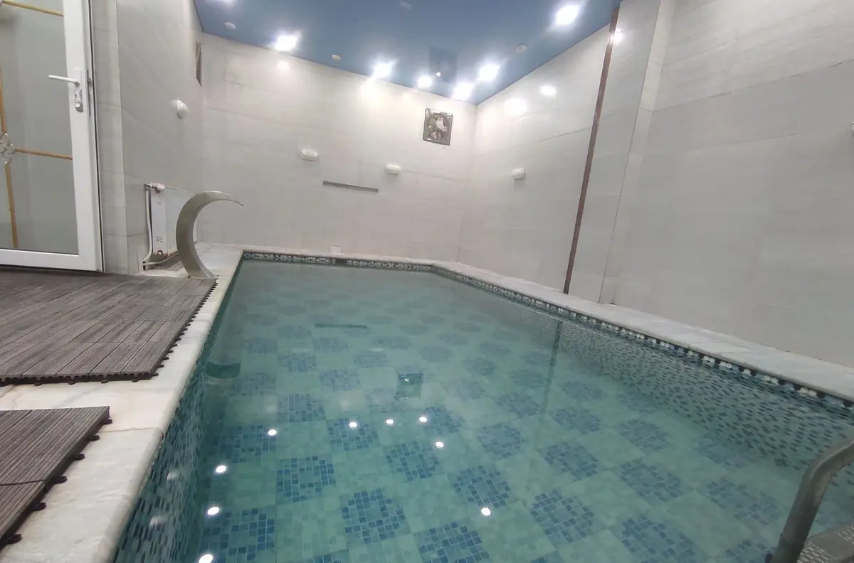 ویلا دوخوابه تریپلکس استخردار آرالیا