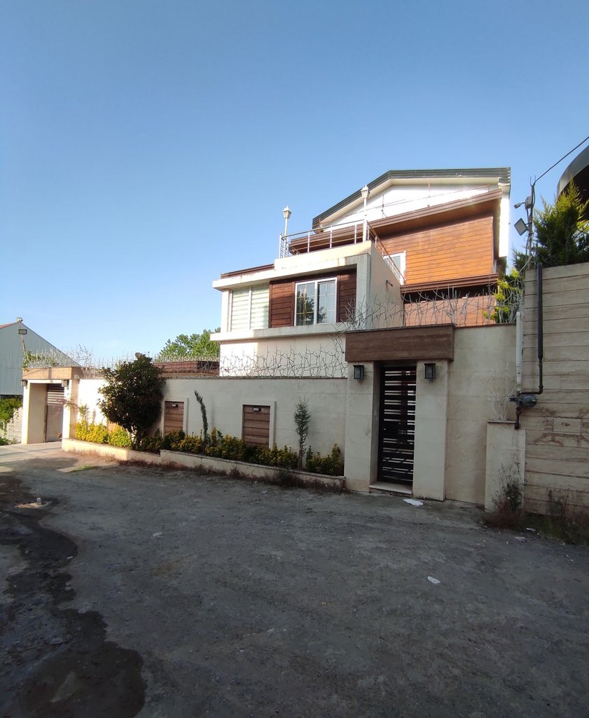 دوخوابه تریپلکس استخردار آرالیا