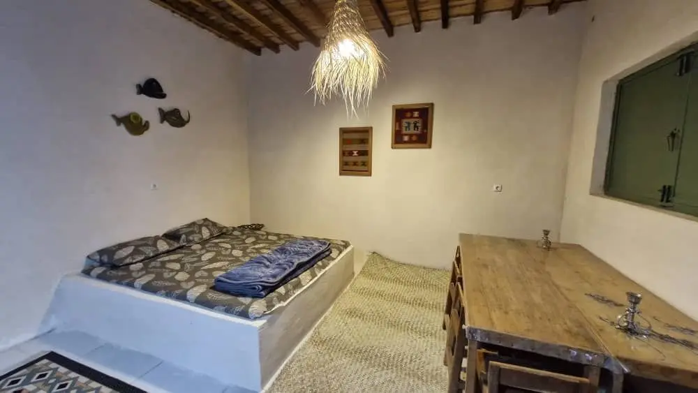 بوم گردی سرای داماهی - واحد نخل - دید کلی اتاق