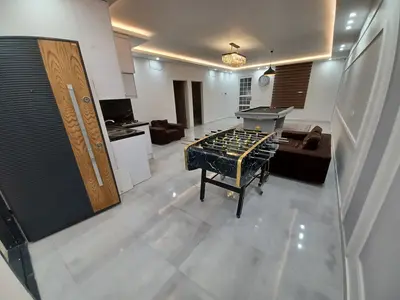 ویلا هشت خوابه استخردار آبگرم نفیس 1