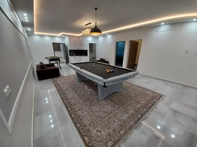 ویلا هشت خوابه استخردار آبگرم نفیس 1