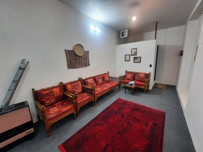 بومگردی کاشانه بسطام - واحد بلند مازو