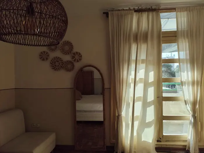 اقامتگاه سنتی گودو - واحد دلارام نوفل لوشاتو