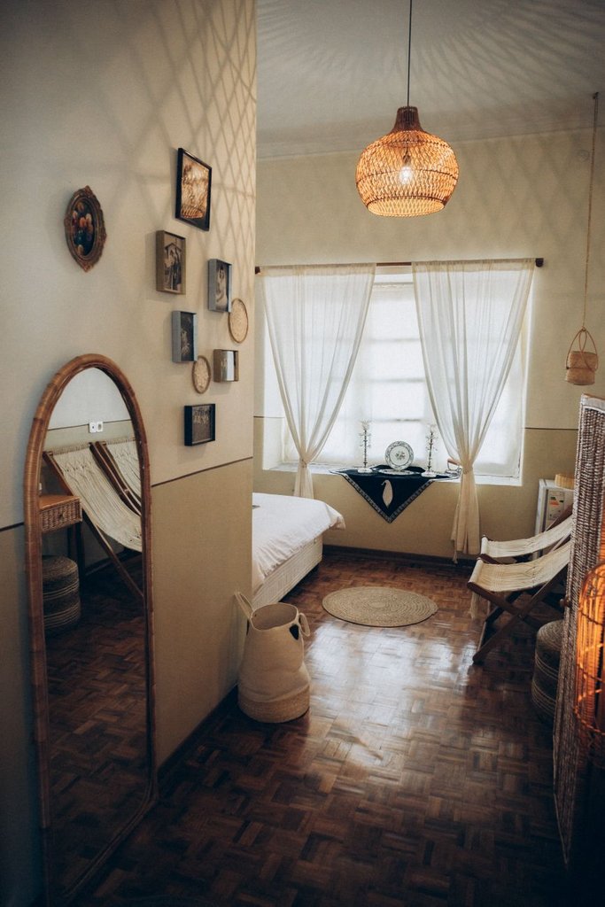 گودو - واحد فرنگیس نوفل لوشاتو