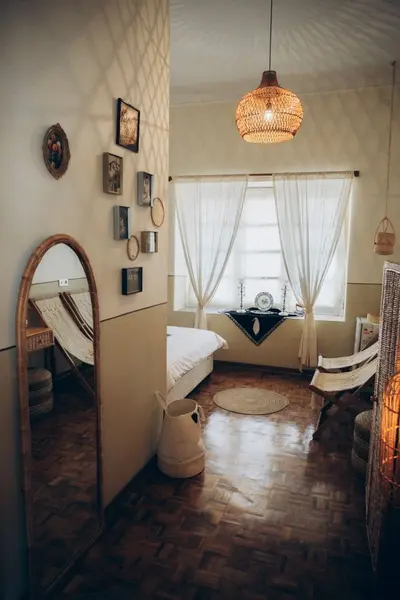 اقامتگاه سنتی گودو - واحد فرنگیس نوفل لوشاتو