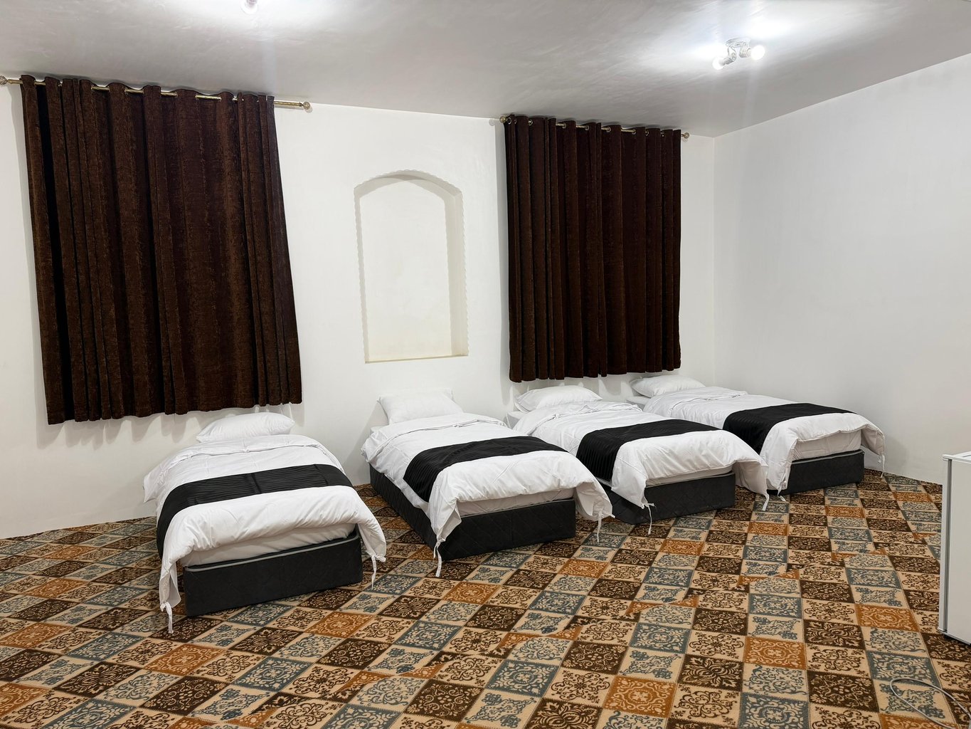 مجتمع اقامتگاهی سه تخته سه ستاره یاد - ۱۰۳