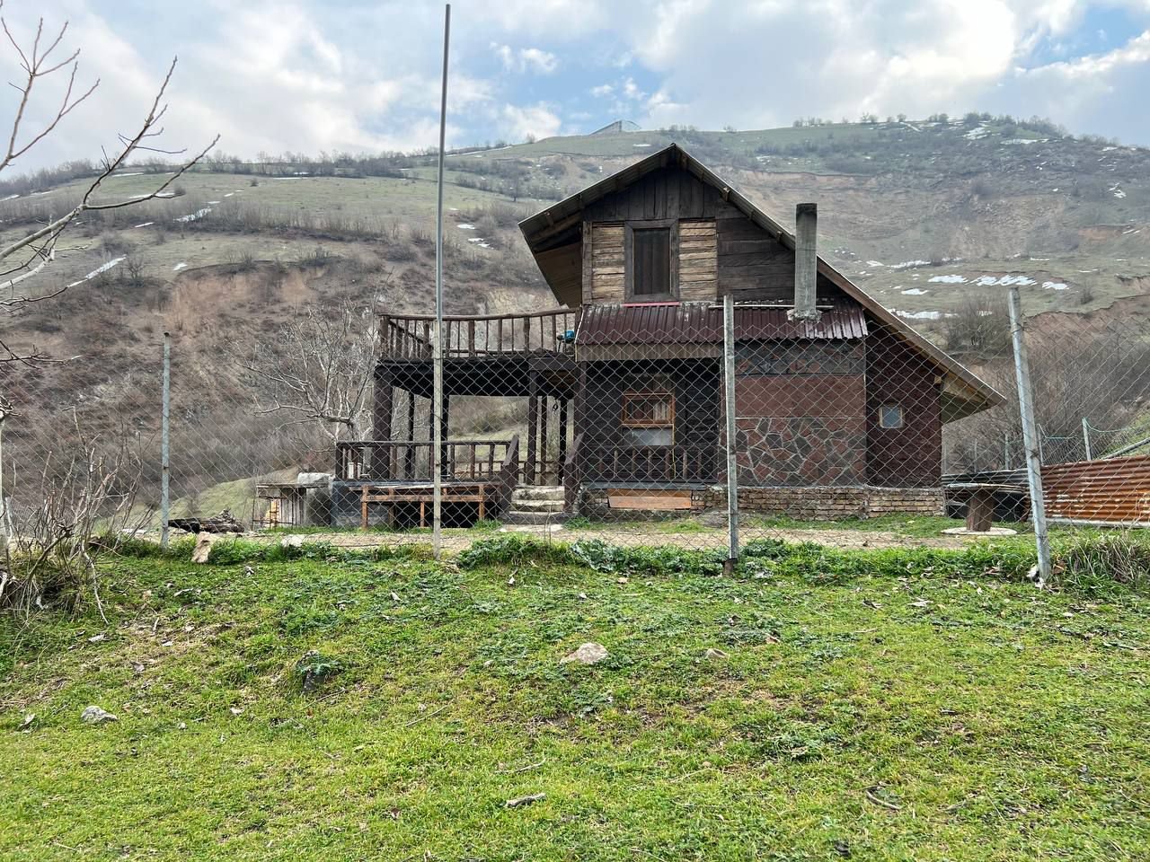 کلبه یک خوابه روستایی آشیانه