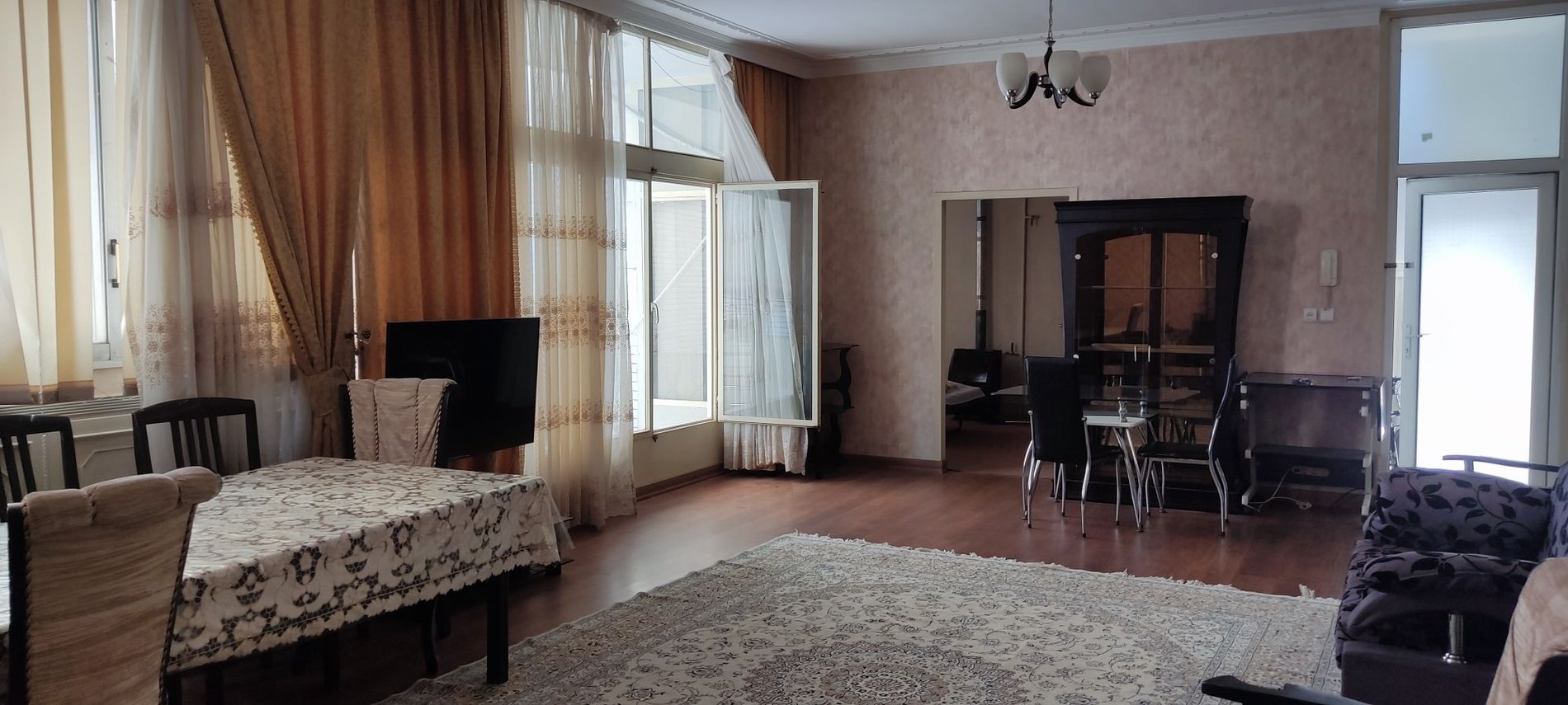 آپارتمان دوخوابه مرکز بهشت