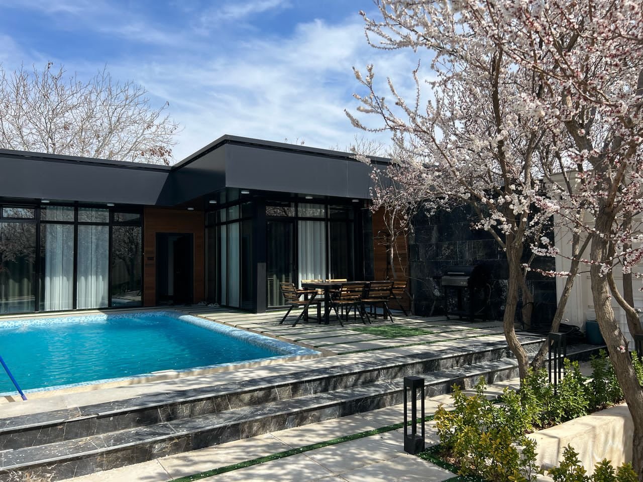 دوخوابه استخردار آبگرم یاس 11