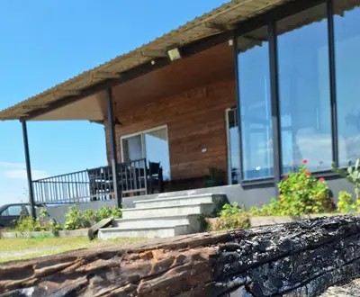 کلبه یک خوابه چوبی آبلاکو