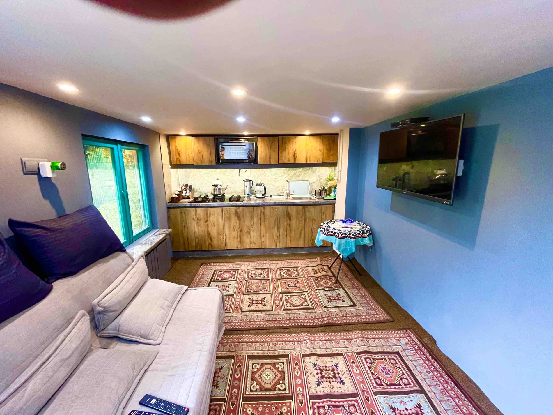 سوئیت فلت امیر 4