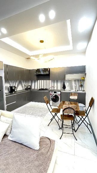 ویلا چهارخوابه جکوزی دار رویال