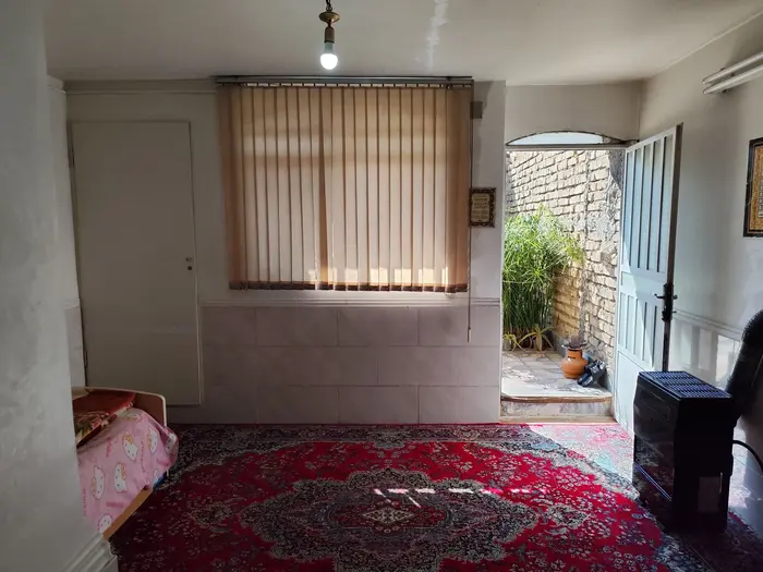 سوئیت یک خوابه هنر 2