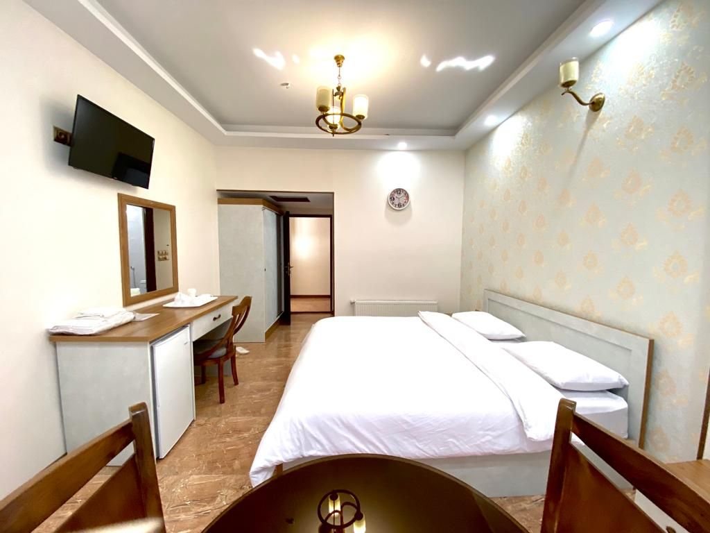 کیومرث - واحد دوتخته