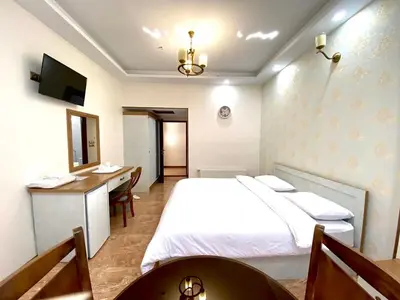 سوئیت کیومرث - واحد دوتخته