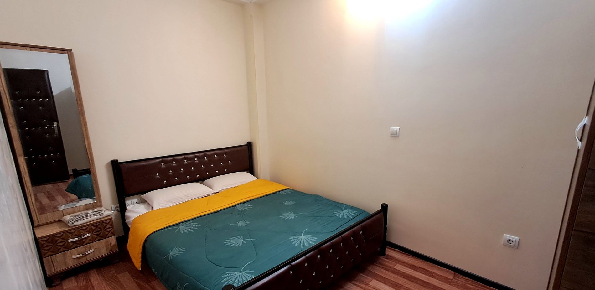 یک خوابه امی