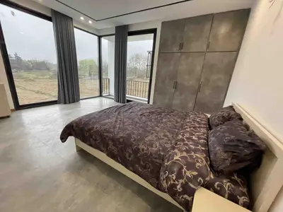 ویلا چهارخوابه جنگلی استخردار آبگرم آمیتیس ۲